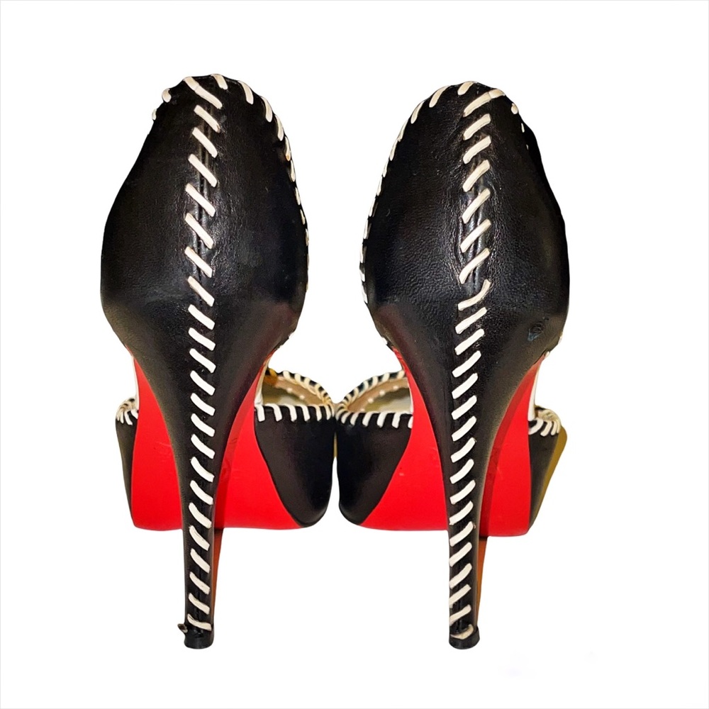 💯% AUTHENTIC CHRISTIAN LOUBOUTIN
Black Leather Whipstitched D'Orsay Pumps